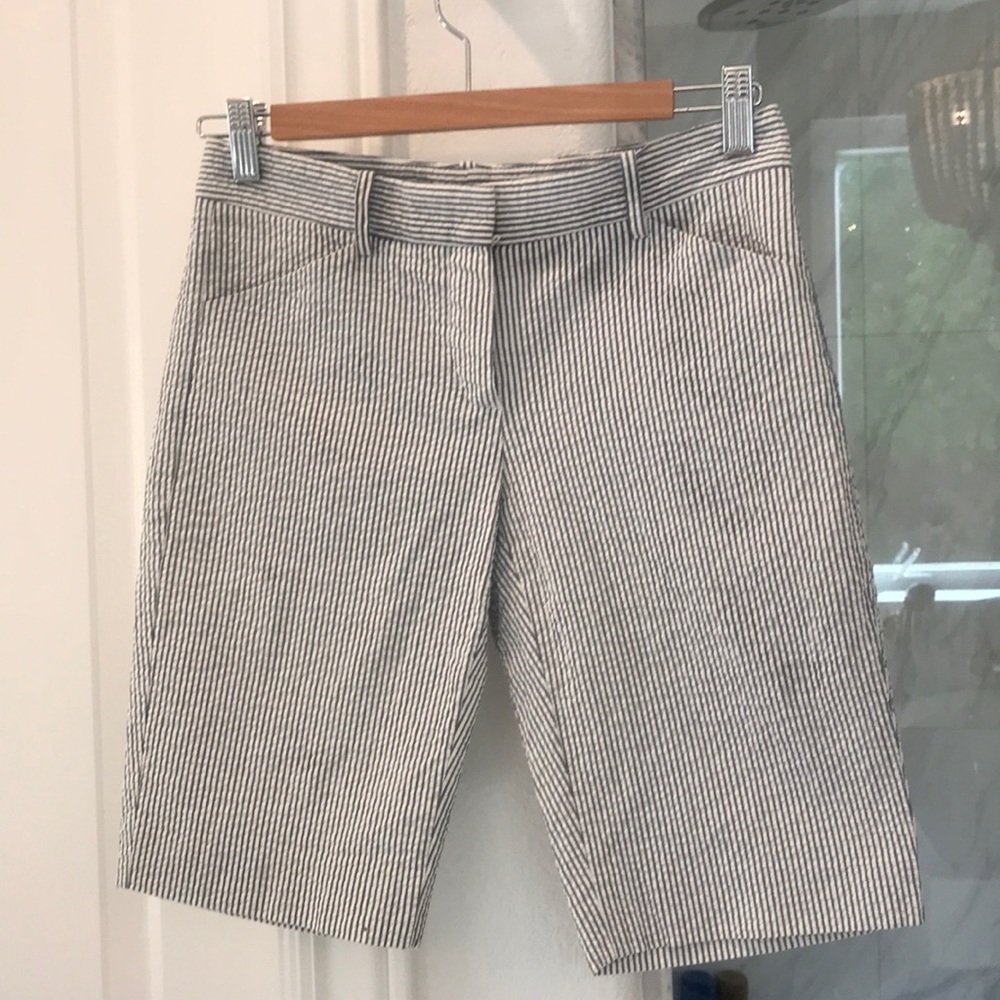 Theory striped short